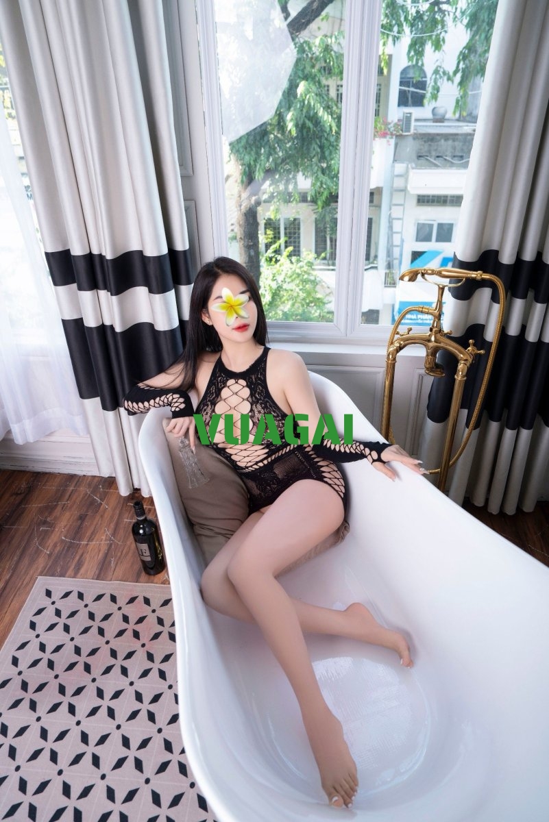 reup-diep-anh-mat-xinh-dang-dep-body-chuan-chan-dai-mien-man-2973601-original.jpeg