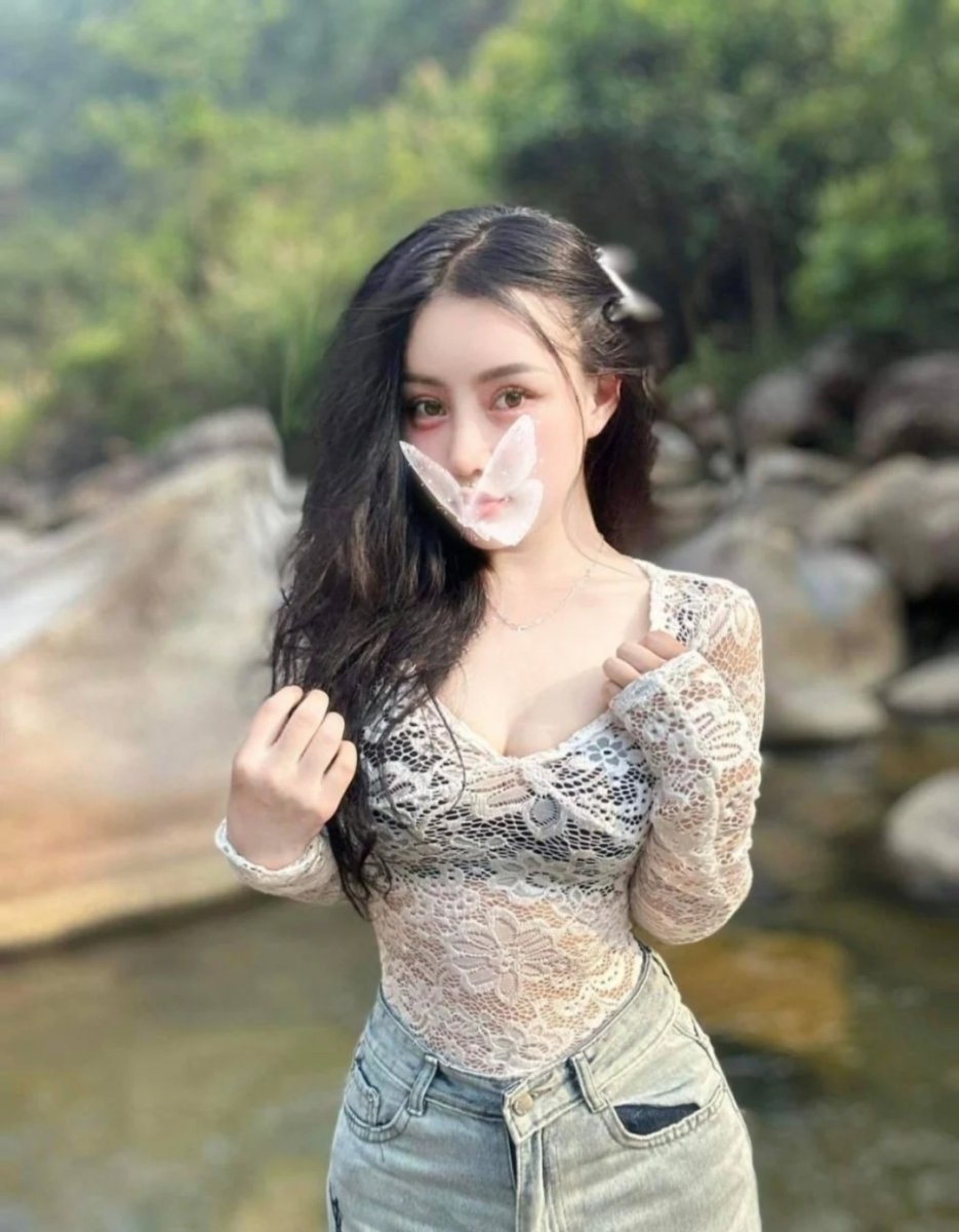 LAN ANH - HOTGIRL SANG CHẢNH - XINH DUYÊN DÁNG ĐẸP - NGỰC TO MÔNG MẨY - QUYẾN RŨ ĐẮM SAY