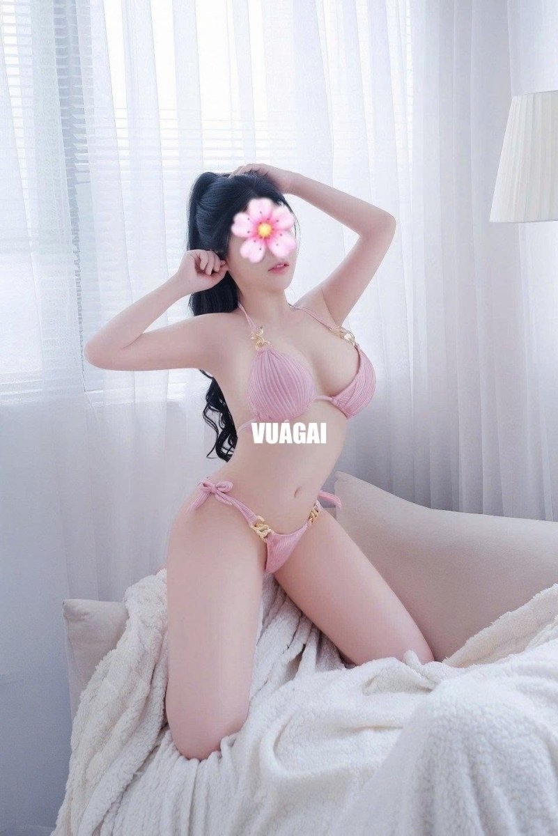 Lan Nhi - Gái Trẻ Xinh Đáng Yêu - Ngực Đẹp Body Thơm - Mông Mẩy Căng Tràn - Thỏa Mãn Sung Sướng Cù
